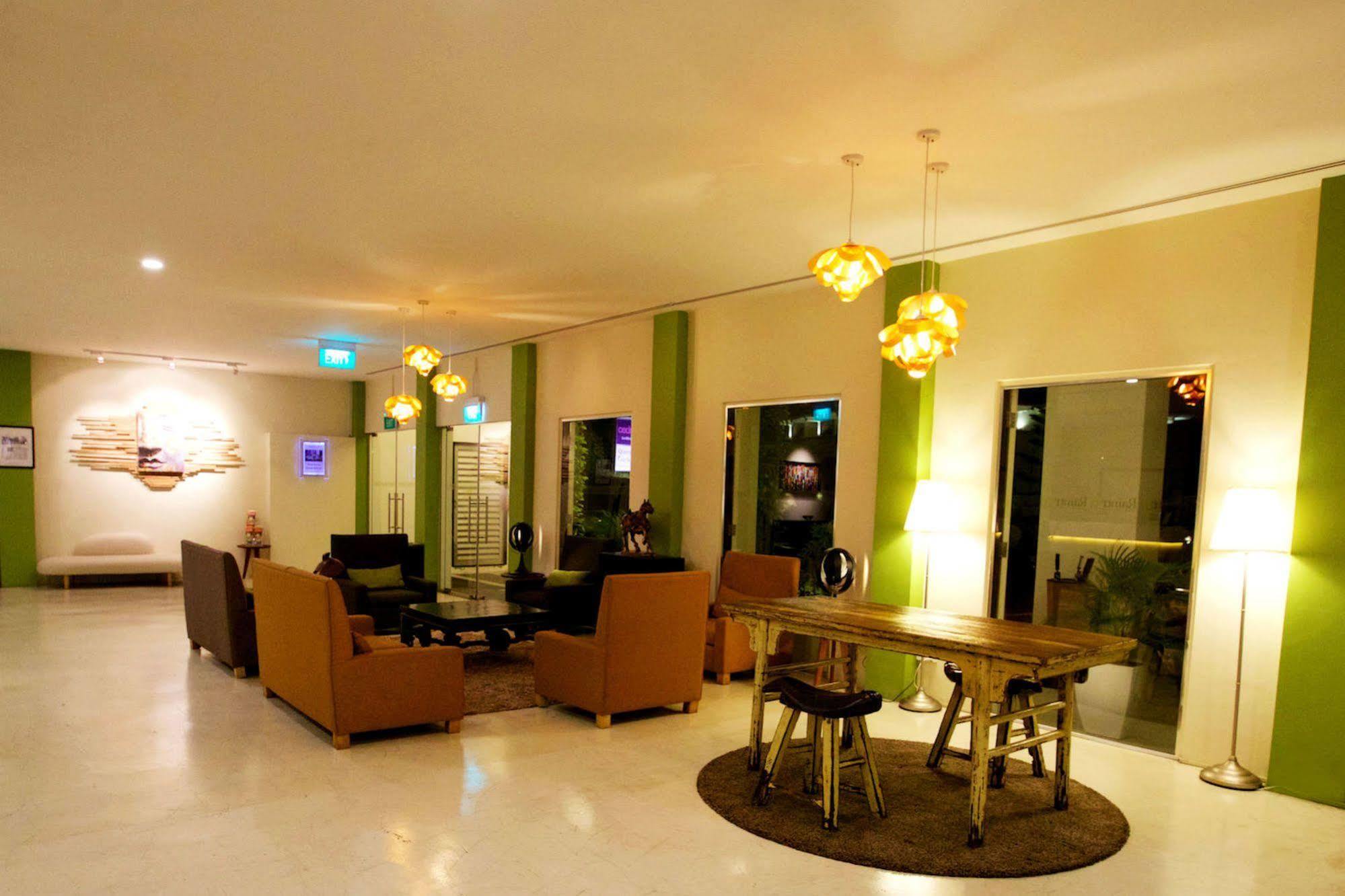 Raintr33 Hotel Singapura Exterior foto