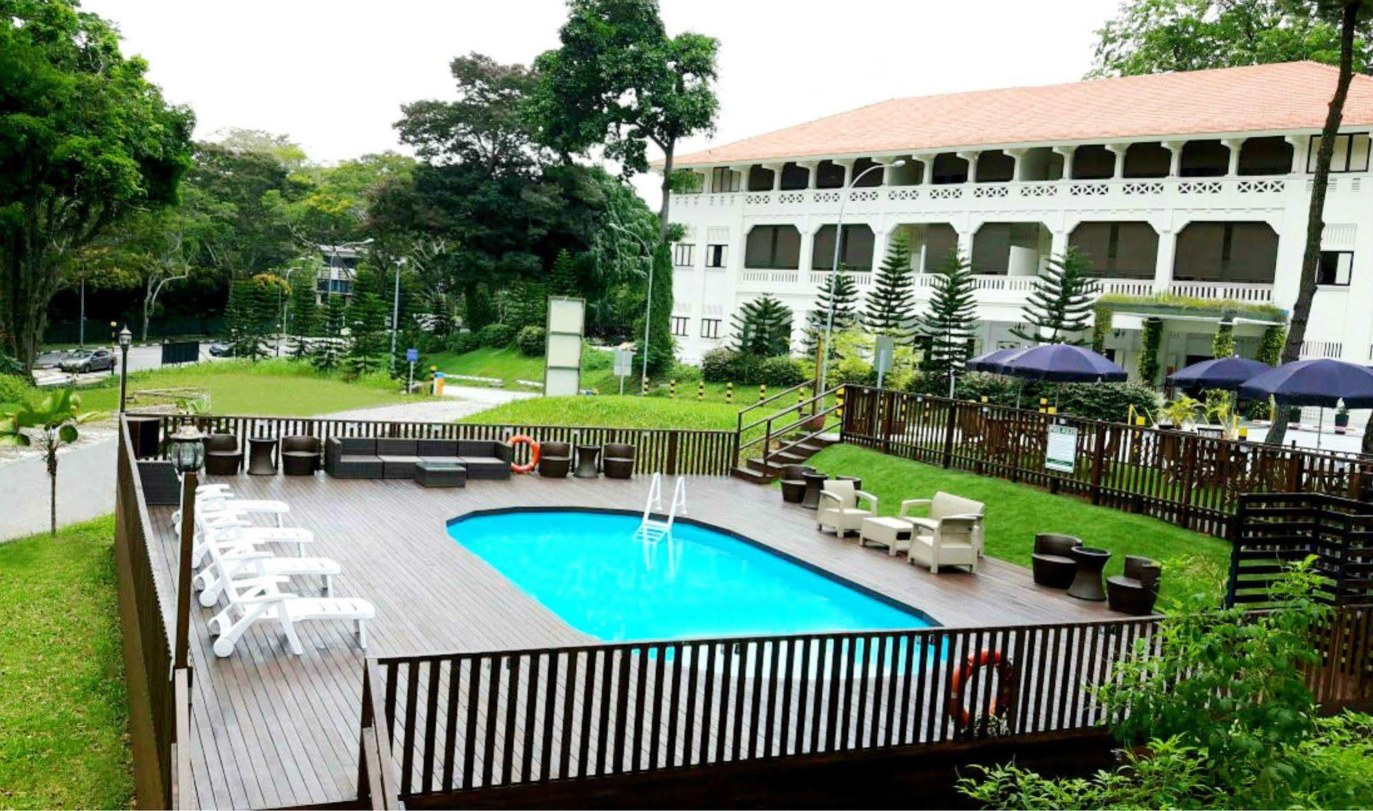 Raintr33 Hotel Singapura Exterior foto